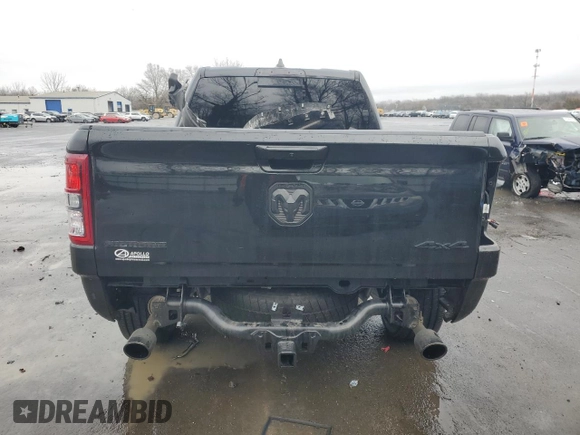 2022 Ram 1500 Big Horn z VIN 1C6SRFMT6NN223604, wystawiony jako Copart lot #45390005 z przebiegiem 5 461 mil mil oraz Szkoda całkowita • Salvage title. Historia ofert i sprzedaży dostępna na DreamBid. Obrazek 6.