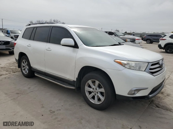 2013 Toyota Highlander with VIN 5TDZK3EH7DS118003, listed as a Copart auction lot 47138505 with 109,021 mi miles and Salvage Title. Bid and sale history available at carsss.com. Image 4.