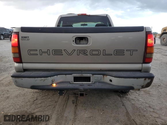 1999 Chevrolet Silverado 1500 with VIN 1GCEC14W2XZ136766, listed as a Copart auction lot 79644034 with 407,072 mi miles and Salvage Title. Bid and sale history available at carsss.com. Image 6.