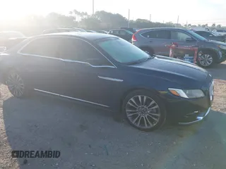 2017 Lincoln Continental Select with VIN 1LN6L9SKXH5605481, listed as a IAAI auction lot 41465590 with 89,174 mi miles. Bid and sale history available at carsss.com. Image 1.