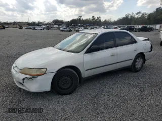 2000 Honda Accord LX z VIN 1HGCG5646YA076474, wystawiony jako Copart lot #44882965 z przebiegiem 98 616 mil mil oraz Szkoda całkowita • Salvage title. Historia ofert i sprzedaży dostępna na DreamBid. Obrazek 1.