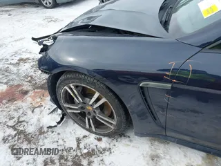 2016 Porsche Panamera 4 z VIN WP0AA2A79GL003724, wystawiony jako IAAI lot #41553849 z przebiegiem 80 551 mil mil oraz . Historia ofert i sprzedaży dostępna na DreamBid. Obrazek 6.