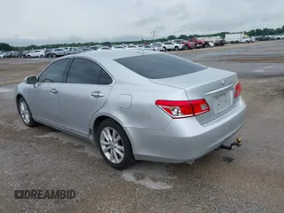 2012 Lexus ES 330 z VIN JTHBK1EG1C2499297, wystawiony jako IAAI lot #42481970 z przebiegiem 175 129 mil mil oraz . Historia ofert i sprzedaży dostępna na DreamBid. Obrazek 3.
