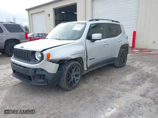 2017 Jeep Renegade Latitude with VIN ZACCJABB4HPG19706, listed as a IAAI auction lot 41520190 with 180,755 mi miles. Bid and sale history available at carsss.com. Image 17.