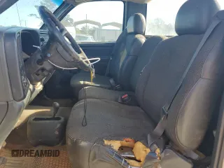 2000 Chevrolet Silverado 1500 with VIN 1GCEK14T2YE307758, listed as a Copart auction lot 76080254 with 296,205 mi miles and Salvage Title. Bid and sale history available at carsss.com. Image 7.