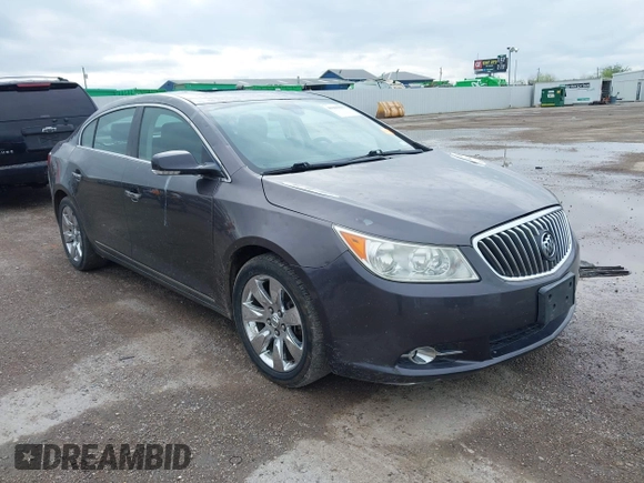 2013 Buick LaCrosse Leather z VIN 1G4GC5E38DF255922, wystawiony jako IAAI lot #41900015 z przebiegiem 103 733 mil mil oraz . Historia ofert i sprzedaży dostępna na DreamBid. Obrazek 1.