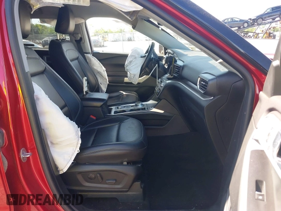 2022 Ford Explorer XLT z VIN 1FMSK8DH2NGC09901, wystawiony jako IAAI lot #42288417 z przebiegiem 40 752 mil mil oraz . Historia ofert i sprzedaży dostępna na DreamBid. Obrazek 5.
