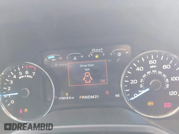 2015 Ford F-150 XL with VIN 1FTEW1CG0FKE70500, listed as a IAAI auction lot 41828045 with 170,519 mi miles. Bid and sale history available at carsss.com. Image 7.