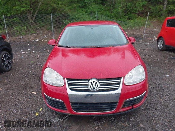 2010 Volkswagen Jetta Sedan Limited with VIN 3VWAX7AJ5AM145529, listed as a IAAI auction lot 42111201 with 156,307 mi miles. Bid and sale history available at carsss.com. Image 6.