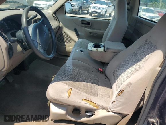2004 Ford F-150 XL с VIN 2FTRF17204CA19200, выставлен на аукционе Copart как лот 55040633 с пробегом Не указан миль и Списание • Salvage title. История ставок и продаж доступна на DreamBid. Изображение 7.