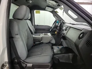 2013 Ford F-250 XL z VIN 1FDBF2B68DEB48275, wystawiony jako IAAI lot #42512434 z przebiegiem 434 130 mil mil oraz . Historia ofert i sprzedaży dostępna na DreamBid. Obrazek 42.