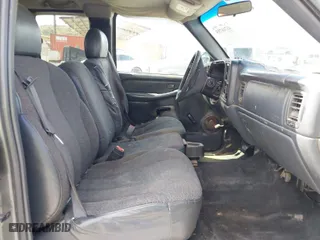 2002 Chevrolet Silverado 1500 LS with VIN 2GCEC19W421373480, listed as a IAAI auction lot 41740755 with 252,853 mi miles. Bid and sale history available at carsss.com. Image 5.