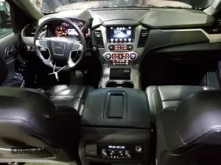 2015 GMC Yukon XL SLT with VIN 1GKS2HKC8FR259613, listed as a Copart auction lot 45114745 with 108,995 mi miles and Clean Title. Bid and sale history available at carsss.com. Image 8.