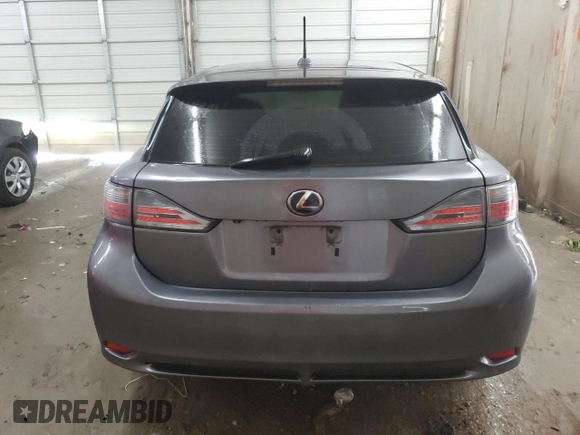 2012 Lexus CT 200h z VIN JTHKD5BH5C2078777, wystawiony jako Copart lot #56070115 z przebiegiem 136 411 mil mil oraz Szkoda całkowita • Salvage title. Historia ofert i sprzedaży dostępna na DreamBid. Obrazek 6.
