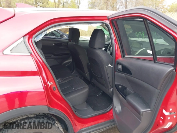 2019 Mitsubishi Eclipse Cross LE z VIN JA4AT4AA0KZ029291, wystawiony jako IAAI lot #41982104 z przebiegiem 135 304 mil mil oraz . Historia ofert i sprzedaży dostępna na DreamBid. Obrazek 8.