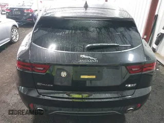 2020 Jaguar E-Pace SE z VIN SADFP2FX1L1Z88690, wystawiony jako IAAI lot #42273160 z przebiegiem 26 340 mil mil oraz . Historia ofert i sprzedaży dostępna na DreamBid. Obrazek 17.