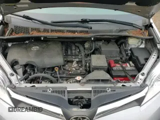 2018 Toyota Sienna LE with VIN 5TDJZ3DC4JS189007, listed as a Copart auction lot 67512395 with 66,277 mi miles and Salvage title. Bid and sale history available at DreamBid. Image 14.