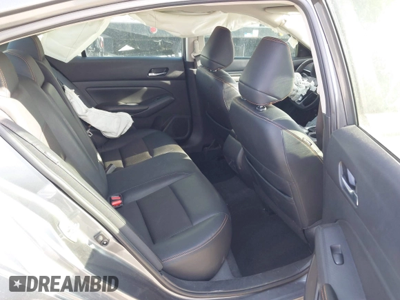 2020 Nissan Altima SR z VIN 1N4BL4CVXLC167148, wystawiony jako IAAI lot #41857964 z przebiegiem 111 344 mil mil oraz . Historia ofert i sprzedaży dostępna na DreamBid. Obrazek 8.