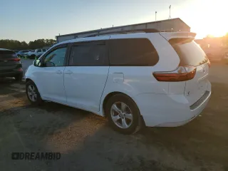 2015 Toyota Sienna LE AAS z VIN 5TDKK3DC4FS542670, wystawiony jako Copart lot #85658924 z przebiegiem 89 845 mil mil oraz Szkoda całkowita • Salvage title. Historia ofert i sprzedaży dostępna na DreamBid. Obrazek 2.