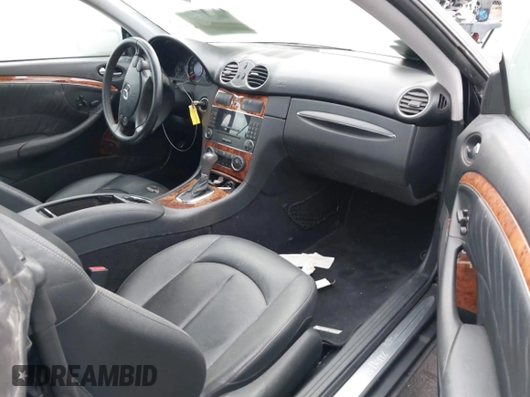 2008 Mercedes-Benz CLK 350 with VIN WDBTJ56H48F253771, listed as a IAAI auction lot 40959527 with 62,624 mi miles and . Bid and sale history available at carsss.com. Image 5.