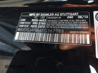 2015 Mercedes-Benz C-Class C 250 with VIN WDDGJ4HB4FG367188, listed as a IAAI auction lot 40912003 with 121,128 mi miles. Bid and sale history available at carsss.com. Image 9.