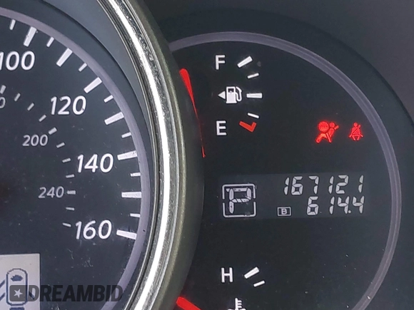 2011 Nissan Murano SV z VIN JN8AZ1MU0BW050821, wystawiony jako IAAI lot #41915011 z przebiegiem 167 121 mil mil oraz . Historia ofert i sprzedaży dostępna na DreamBid. Obrazek 15.