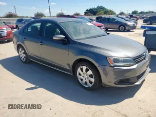 2012 Volkswagen Jetta SE with VIN 3VWDP7AJXCM114339, listed as a Copart auction lot 66376545 with 114,663 mi miles and Clean title. Bid and sale history available at DreamBid. Image 4.