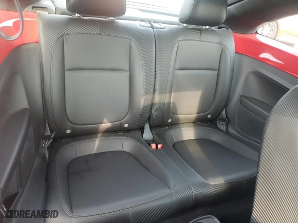 2018 Volkswagen Beetle SE with VIN 3VWJD7ATXJM728687, listed as a Copart auction lot 63242054 with 84,502 mi miles and Salvage Title. Bid and sale history available at carsss.com. Image 10.