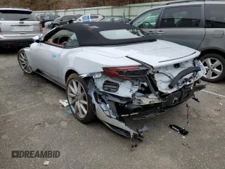 2020 Aston Martin DB11 z VIN SCFRMFCW3LGM08827, wystawiony jako Copart lot #84838664 z przebiegiem Nie podano mil oraz Szkody całkowita. Historia ofert i sprzedaży dostępna na DreamBid. Obrazek 2.