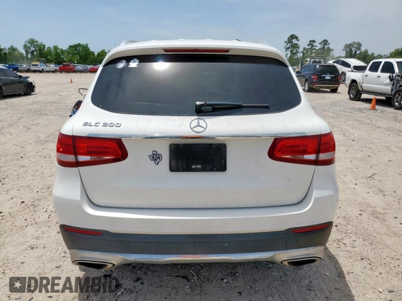 2019 Mercedes-Benz GLC 300 z VIN WDC0G4JB1K1004858, wystawiony jako Copart lot #56988185 z przebiegiem 46 328 mil mil oraz Szkoda całkowita • Salvage title. Historia ofert i sprzedaży dostępna na DreamBid. Obrazek 6.