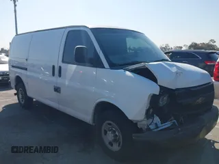 2014 Chevrolet Express Cargo Van with VIN 1GCWGFCA8E1146659, listed as a IAAI auction lot 41839939 with 189,389 mi miles. Bid and sale history available at carsss.com. Image 13.