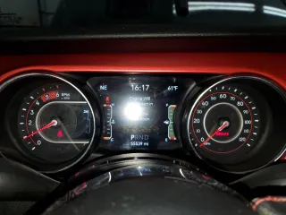 2021 Jeep Gladiator Rubicon с VIN 1C6JJTBM5ML541530, выставлен на аукционе Copart как лот 82661554 с пробегом 55 539 миль миль и Списание • Salvage title. История ставок и продаж доступна на DreamBid. Изображение 9.