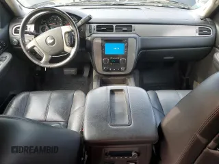 2009 Chevrolet Avalanche 2LT with VIN 3GNFK220X9G209968, listed as a Copart auction lot 78595414 with 153,850 mi miles and Salvage Title. Bid and sale history available at DreamBid. Image 8.