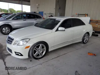 2011 Mercedes-Benz E 350 Luxury z VIN WDDHF5GB8BA419593, wystawiony jako Copart lot #53968495 z przebiegiem 129 143 mil mil oraz Szkoda całkowita • Salvage title. Historia ofert i sprzedaży dostępna na DreamBid. Obrazek 1.
