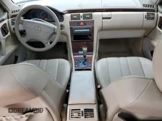 1998 Mercedes-Benz E-Class with VIN WDBJH65F7WA546101, listed as a Copart auction lot 47098945 with 227,453 mi miles and Salvage Title. Bid and sale history available at carsss.com. Image 8.