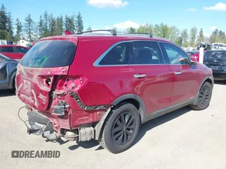 2017 Kia Sorento LX with VIN 5XYPGDA54HG195795, listed as a IAAI auction lot 42084385 with 116,959 mi miles and . Bid and sale history available at carsss.com. Image 4.