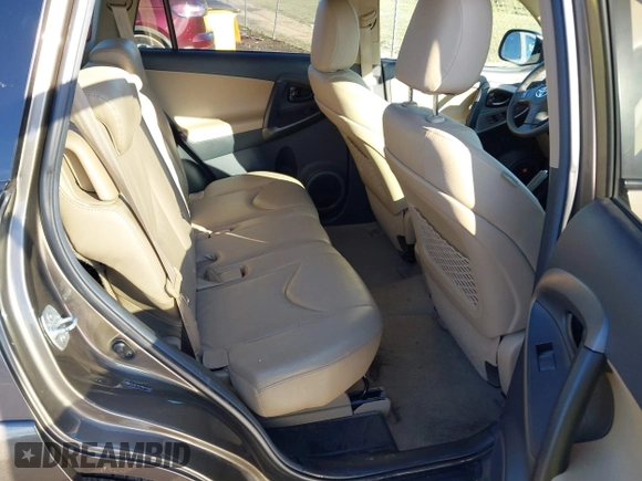 2011 Toyota RAV4 Ltd with VIN 2T3DF4DV1BW144958, listed as a IAAI auction lot 41107903 with 72,074 mi miles. Bid and sale history available at carsss.com. Image 8.