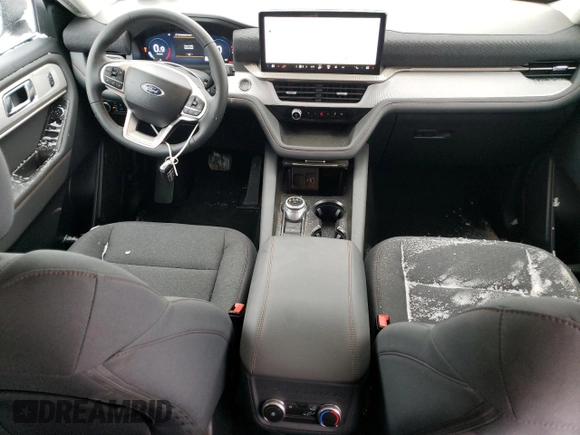 2025 Ford Explorer Active with VIN 1FMUK8DH4SGA45782, listed as a Copart auction lot 87474304 with 1,341 mi miles and Salvage Title. Bid and sale history available at carsss.com. Image 8.
