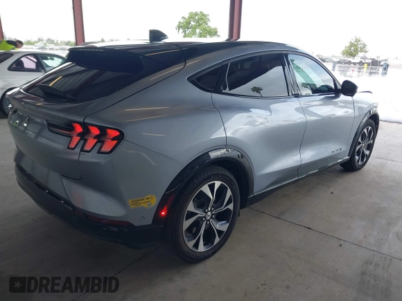 2022 Ford Mustang Mach-E Premium with VIN 3FMTK3R73NMA26889, listed as a IAAI auction lot 41916352 with 36,441 mi miles and . Bid and sale history available at DreamBid. Image 4.