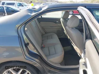 2011 Ford Fusion SEL with VIN 3FAHP0JG9BR267043, listed as a IAAI auction lot 41904289 with 168,580 mi miles. Bid and sale history available at carsss.com. Image 8.