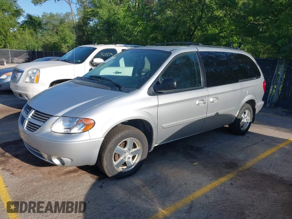 2005 Dodge Caravan SXT with VIN 2D4GP44LX5R540512, listed as a IAAI auction lot 42140912 with 259,855 mi miles and . Bid and sale history available at carsss.com. Image 2.