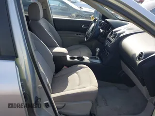 2010 Nissan Rogue S with VIN JN8AS5MT3AW016616, listed as a IAAI auction lot 42148044 with 86,814 mi miles and . Bid and sale history available at carsss.com. Image 5.