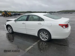 2010 Lexus ES 330 z VIN JTHBK1EG2A2371471, wystawiony jako Copart lot #57050725 z przebiegiem 133 576 mil mil oraz Szkoda całkowita • Salvage title. Historia ofert i sprzedaży dostępna na DreamBid. Obrazek 2.