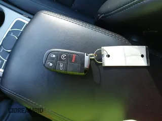 2022 Jeep Grand Cherokee Laredo E с VIN 1C4RJFAG4NC120103, выставлен на аукционе IAAI как лот 42152123 с пробегом 58 032 миль миль и . История ставок и продаж доступна на DreamBid. Изображение 11.