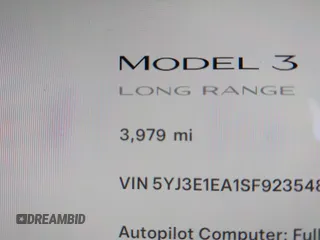 2025 Tesla Model 3 Long Range with VIN 5YJ3E1EA1SF923548, listed as a IAAI auction lot 42046257 with 3,979 mi miles and . Bid and sale history available at carsss.com. Image 15.