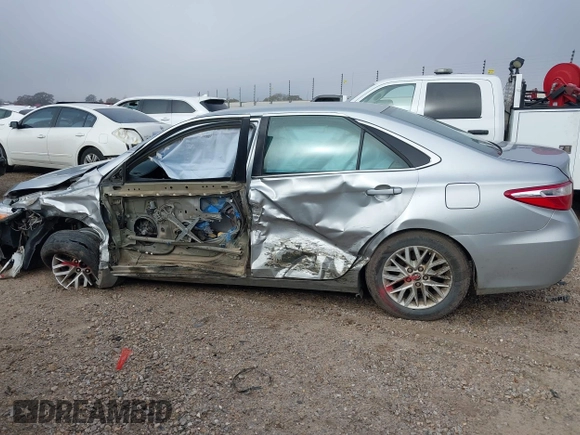 2017 Toyota Camry XLE with VIN 4T1BF1FK7HU806505, listed as a IAAI auction lot 41102232 with 283,498 mi miles. Bid and sale history available at carsss.com. Image 13.