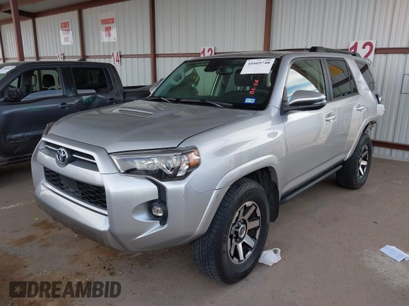 2021 Toyota 4Runner TRD Off Road Premium with VIN JTERU5JR1M5872195, listed as a IAAI auction lot 41669748 with 42,532 mi miles and . Bid and sale history available at DreamBid. Image 17.