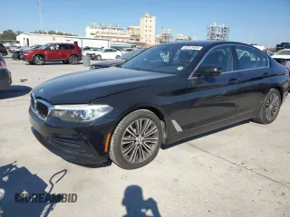 2019 BMW 5 Series 530i with VIN WBAJA5C57KG900892, listed as a Copart auction lot 82915404 with 79,037 mi miles and Salvage Title. Bid and sale history available at carsss.com. Image 1.