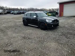 2018 MINI Countryman Cooper S with VIN WMZYT3C33J3E93371, listed as a Copart auction lot 80890684 with 73,455 mi miles and Salvage Title. Bid and sale history available at carsss.com. Image 14.