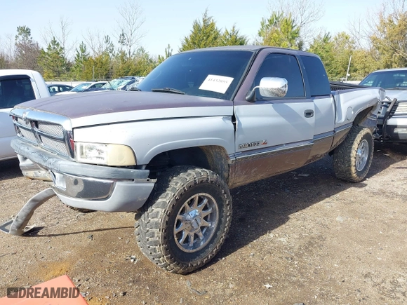 1997 Dodge Ram 1500 with VIN 1B7HF13Z3VJ629609, listed as a IAAI auction lot 41432055 with 210,852 mi miles. Bid and sale history available at carsss.com. Image 2.